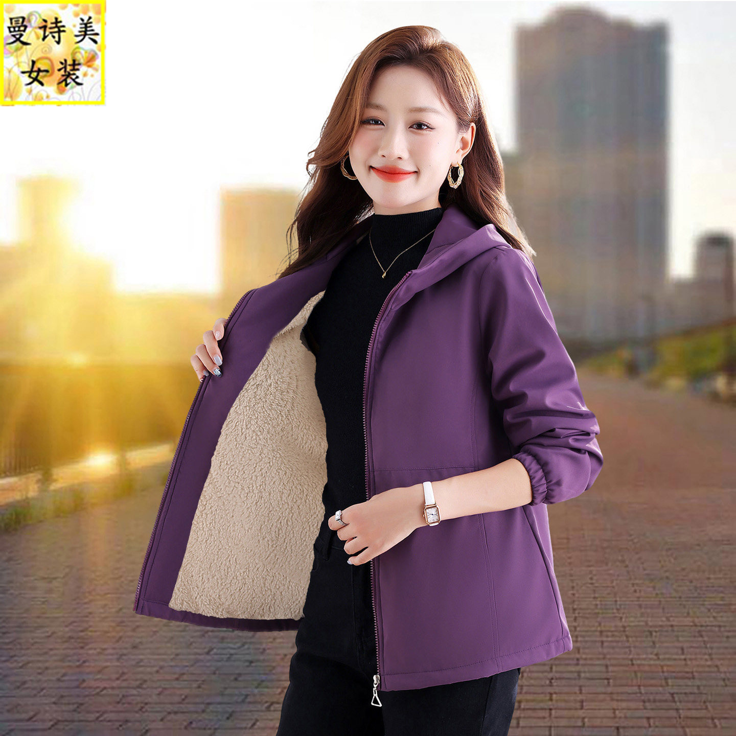 女士连帽加绒外套2025秋冬季新款保暖冲锋衣宽松大码防风时尚上衣