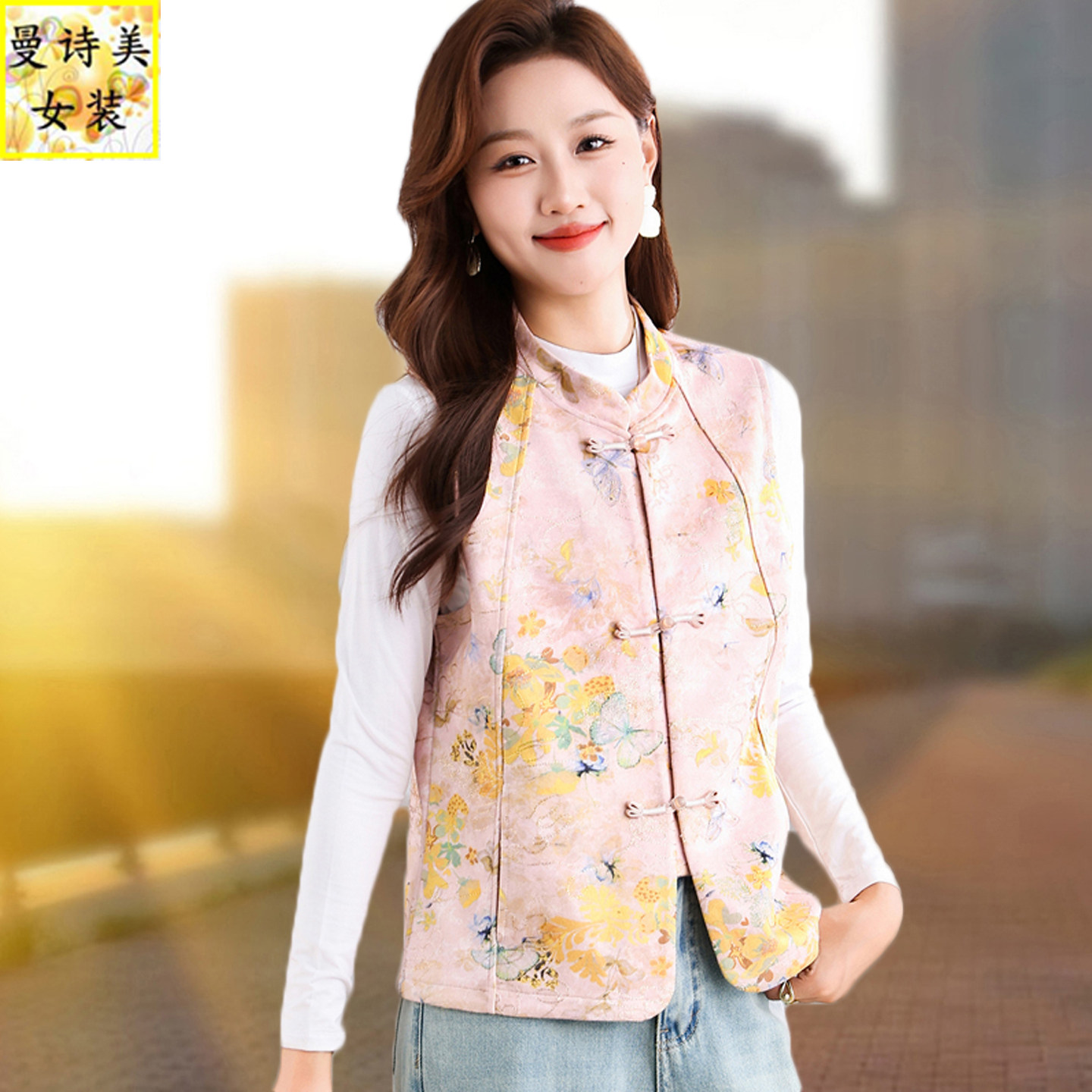 新中式国风马甲女春秋新款盘扣上衣女装刺绣唐装外穿坎肩背心马夹