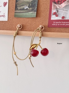 原创大颗红樱桃金色星星皮绳手机腕带挂饰包包挂件挂链百搭多功能