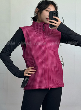 代购lululemon Water-Repellent Grid Fleece Hiking背心夹克合辑
