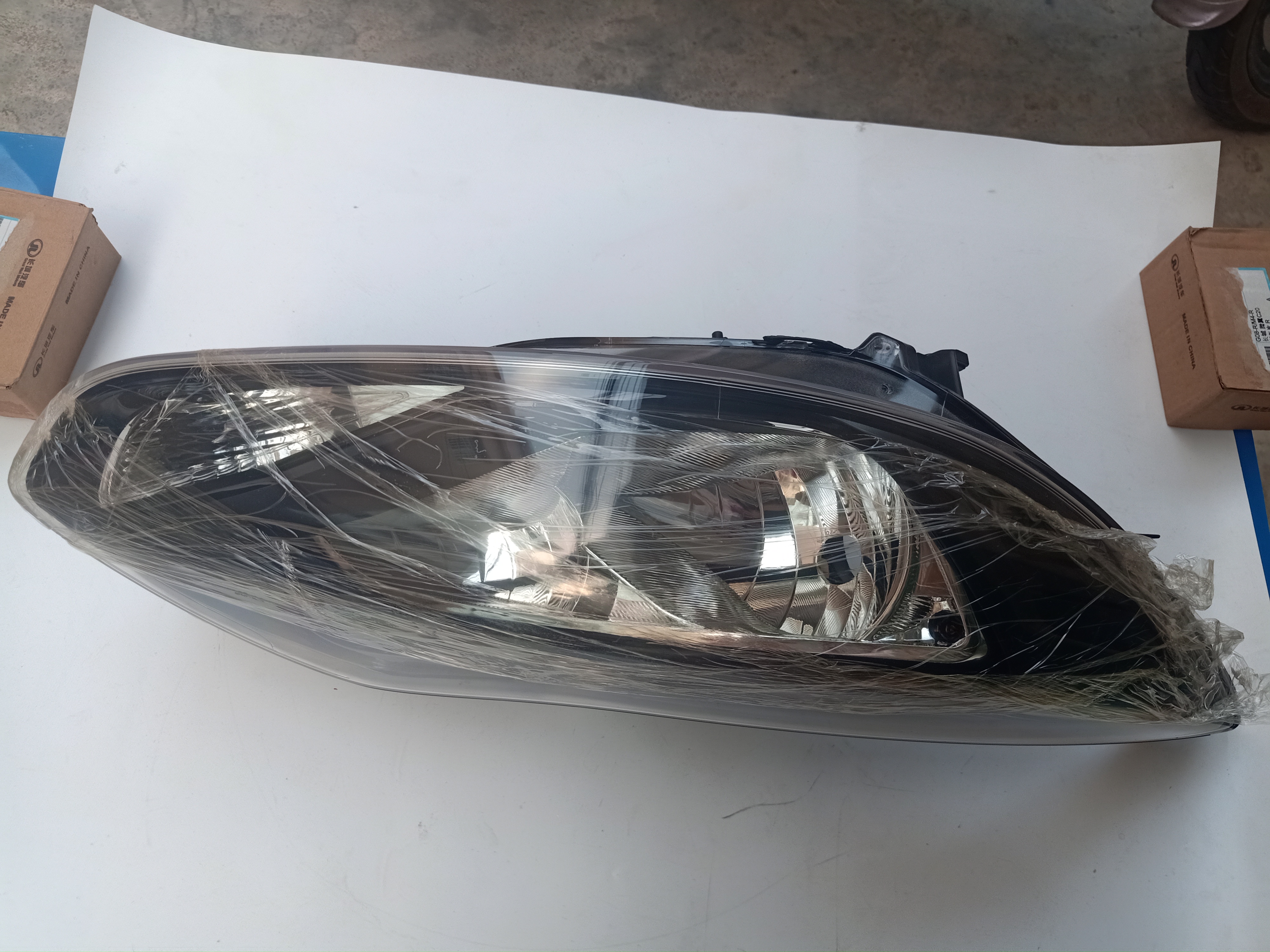 福特12-14福克斯二厢三厢前大灯总成左右边照明灯灯罩黑底台湾TYC