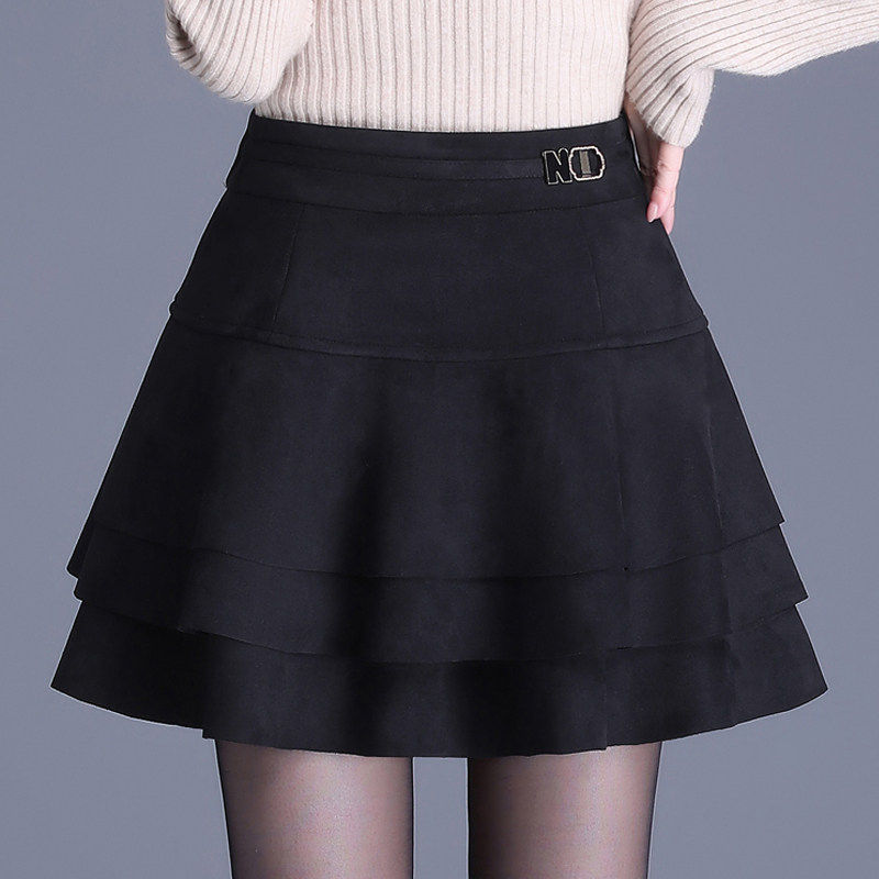 减龄黑色蛋糕裙毛呢半身裙女秋冬款高腰显瘦a字裙小个子百褶短裙