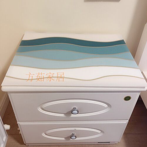 pvc软玻璃床头柜防水免洗桌布