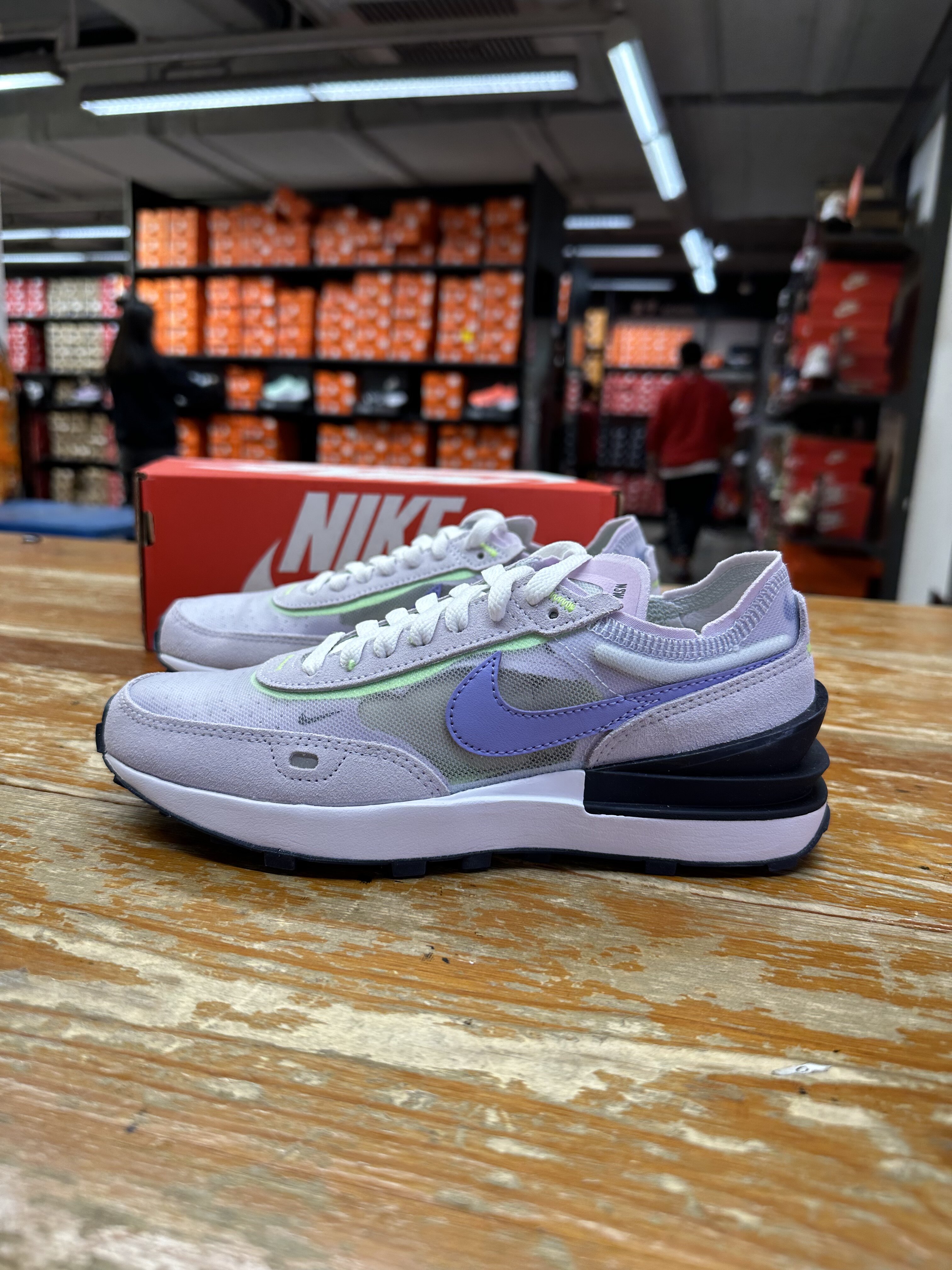 耐克Nike Waffle夏季女子透气减震休闲 华夫跑步鞋DC2533 DN4696