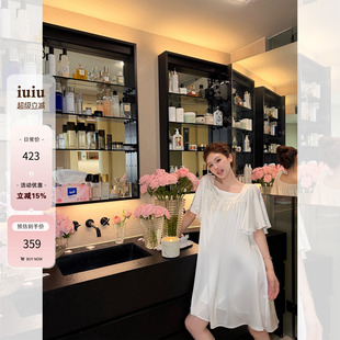 IUIU阿晶家「冰皮satin」养眼日常 宽松褶皱垂顺轻薄醋酸连衣裙