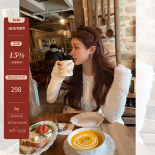 IUIU阿晶家「年末开箱蝴蝶结开衫」毛绒针织上衣2026春季新款