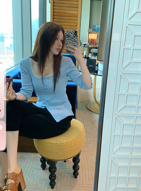 IUIU阿晶家「克l伊貌美小织物」蕾丝柔软修身七分袖针织上衣