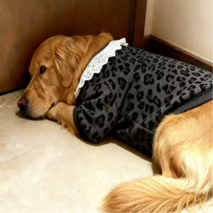 25狗狗新款 衣服防冻黑灰豹纹白色领口秋冬两脚衣金毛萨摩保暖