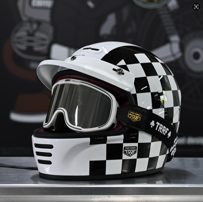 意大利TRRF碳纤维头盔