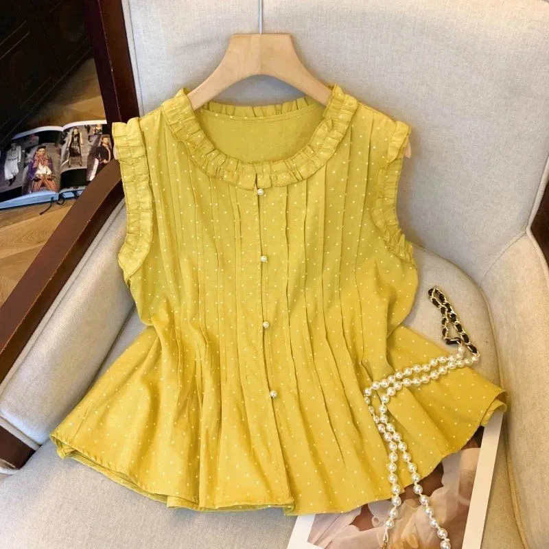 黄色木耳边波点无袖衬衫女2025夏季新款修身显瘦背心压褶裙摆上衣