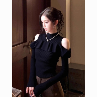 春装女款2026年新款爆款一字肩针织衫绝美巨好看修身短款露肩上衣