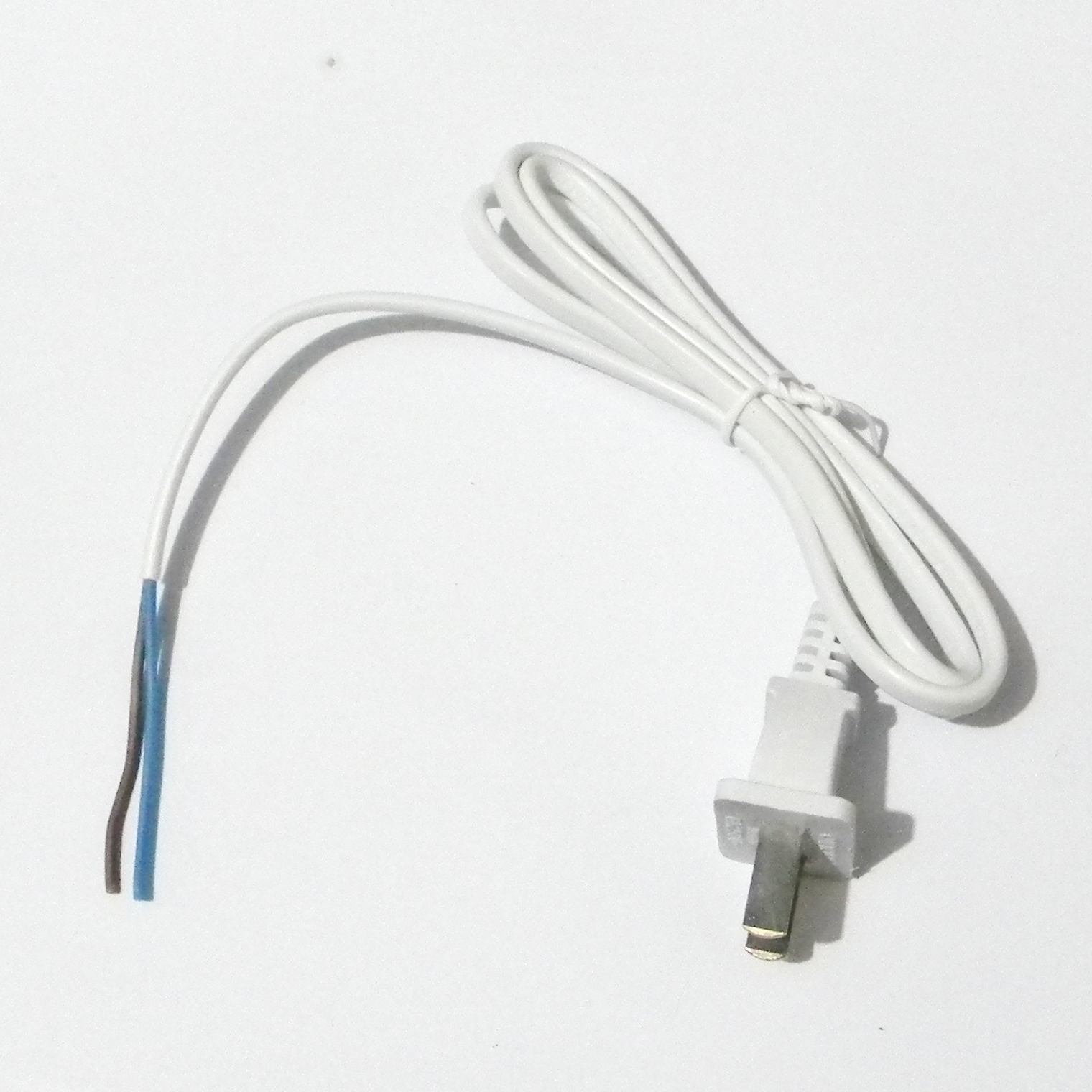 國標2芯帶尾插頭電源線1米小功率電器禮品用線2腳護套電線在類目 電子/電工, 電線, 護套線中 - 來自Buy2taobao.com提供專業的淘寶代購服務