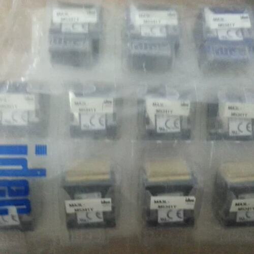 议价方型带灯按钮MA3L-M(5341Y)红 绿 黄 白 都有直拍不发货