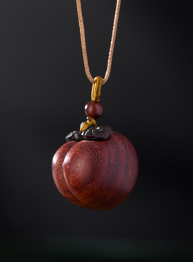 中古风木质鲜桃吊坠福气长款项链