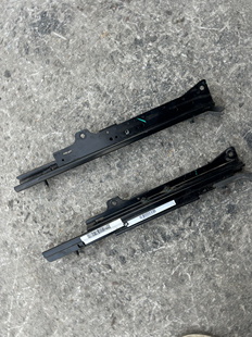 适用奔驰CLA200 CLA260 CLA250座椅轨道滑轨导轨跑道底座支架电机