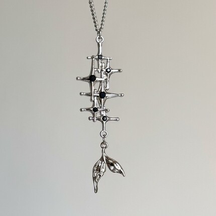 赛博朋克十字星鱼骨鱼尾长款项链小众甜酷y2k亚比风辣妹ins风y3k