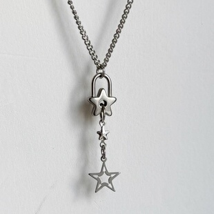 韩系ins风星星五角星锁头项链小众日常简约y2 K辣妹甜酷轻亚叠戴