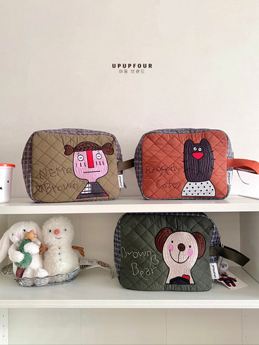 upupfour「斯顿·狗狗」韩国原创可爱便携大容量立体化妆包收纳袋