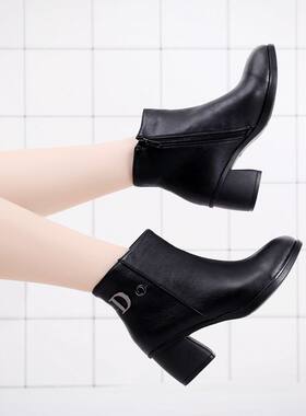 软底舒适保暖40-43码大裸靴女鞋