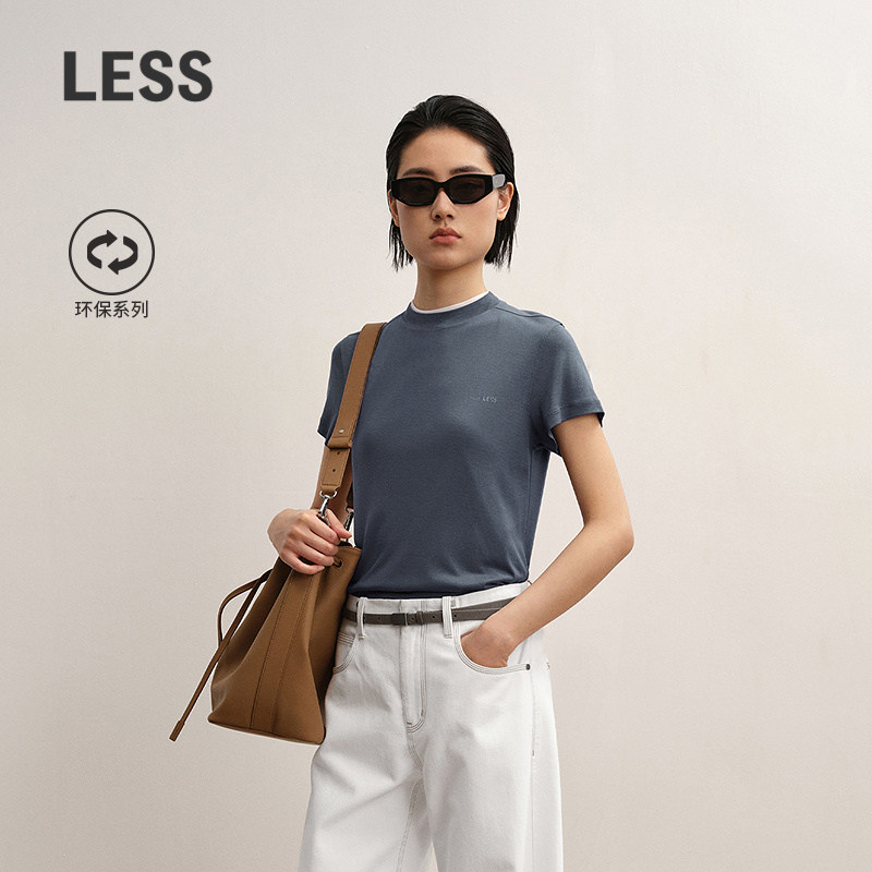LESS休闲修身圆领短袖T恤女图片