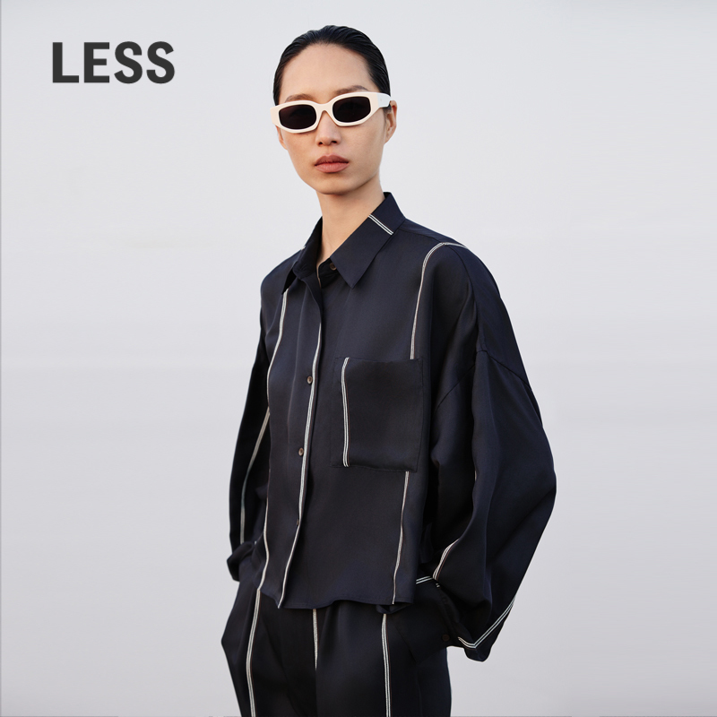 【精工系列】LESS刺绣条纹衬衫女桑蚕丝宽松衬衣套装女2O7213010