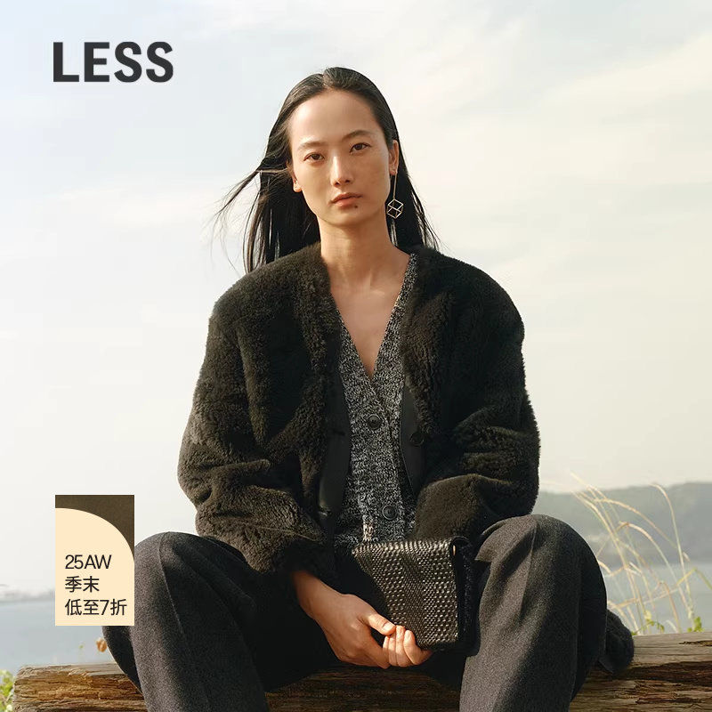 【商场同款】LESS2025冬新款羊毛皮休闲中长皮草外套女2PA
