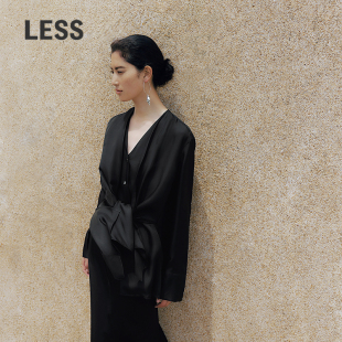2P2210920 衬衫 LESS春季 桑蚕真丝衬衣女多种穿法设计感气质V领长袖
