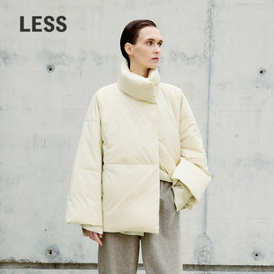 LESS冬复古翻领羽绒服小个子优雅利落气质立领羽绒服女2O9C11550