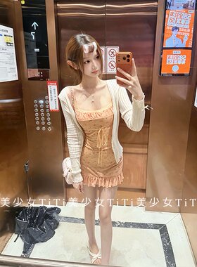 荷叶边a字裙子甜美风收腰短裙