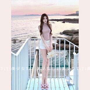 【TiTi美少女】纯欲粉色半高领t恤背心外穿修身显瘦内搭无袖上衣