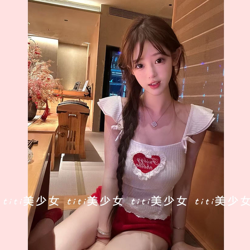 正确版甜美爱心刺绣小飞袖上衣