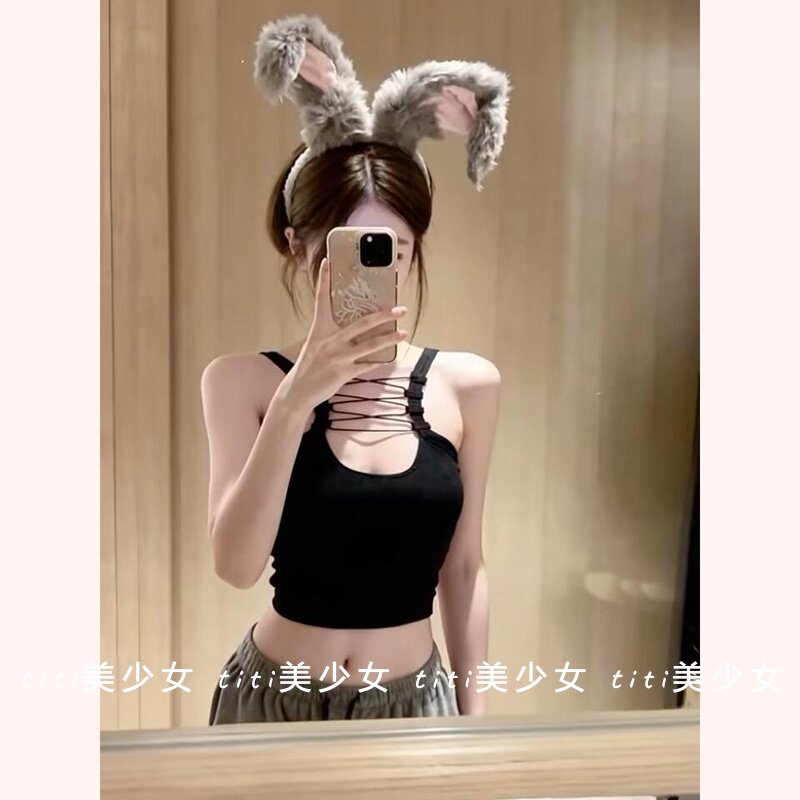 【TiTi美少女】黑色交叉绑带小心机吊带背心辣妹性感纯欲短款上衣