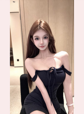 纯欲风性感绑带背心连衣裙