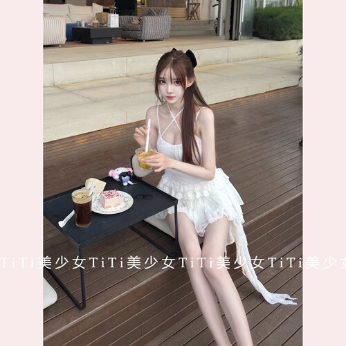 性感不规则交叉挂脖上衣连衣裙