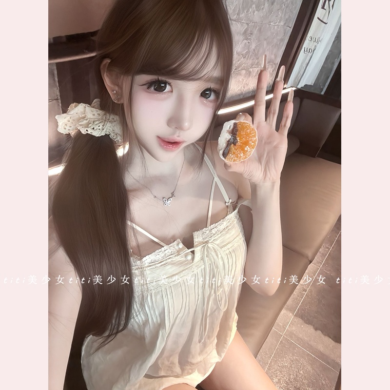 纯欲风白色蕾丝无袖吊带衬衫