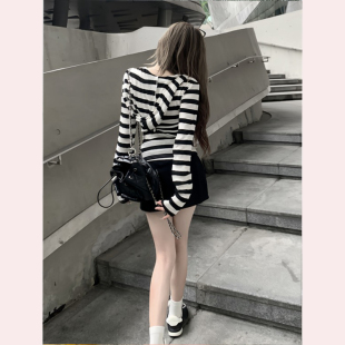 短外套女春灰色休闲防晒开衫 复古条纹连帽长袖 上衣 TiTi美少女