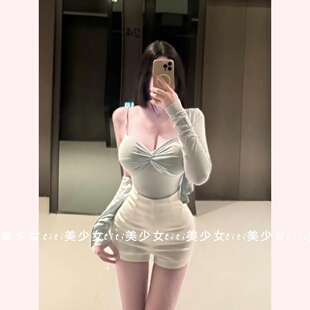 开衫 纯欲风baby蓝性感扭结显胸吊带圆领长袖 两件套 TiTi美少女