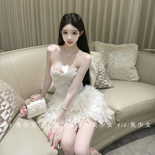【TiTi美少女】千金抹胸连衣裙名媛白色裙子气质修身收腰毛毛短裙