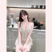 TiTi美少女 纯欲风碎花绑带v领吊带连衣裙女春甜美温柔a字短裙