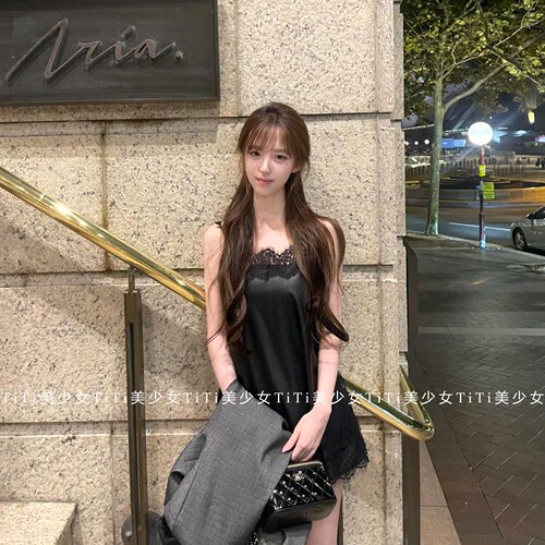 纯欲性感蕾丝花边拼接上衣背心