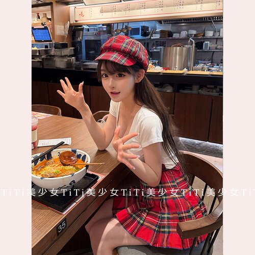 纯欲风U领低胸显身材短袖