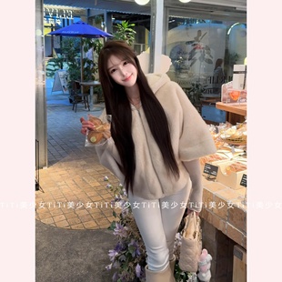 【TiTi美少女】纯欲风春季新款毛毛上衣甜美中袖连帽仿皮草外套女