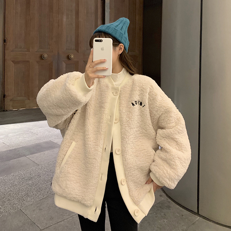 Control 3 real price ~ foreign style ins embroidered loose coat women show thin and versatile lamb wool cotton clothes