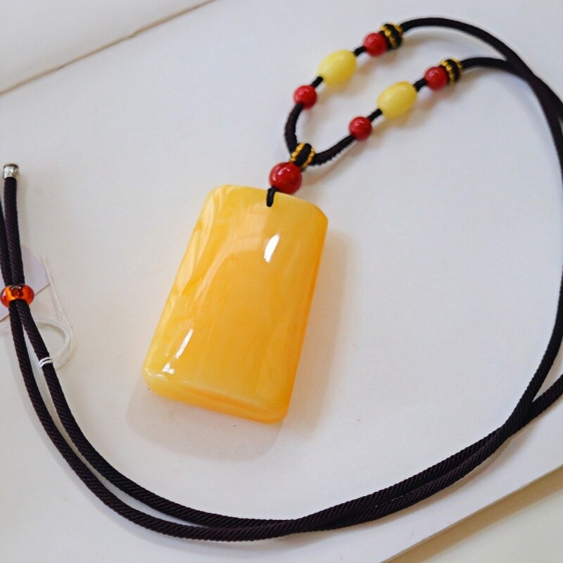 正品天然俄料精品原矿蜜蜡 无事牌 牌子吊坠时尚文玩百搭珠宝饰品