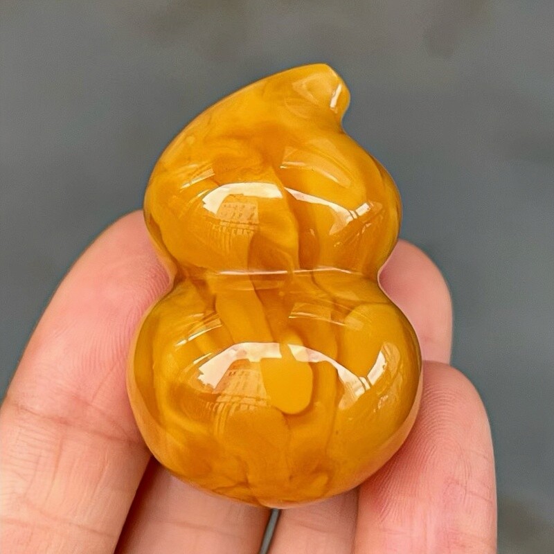 正品天然乌料鸡油红老花蜡蜜蜡葫芦圆雕吊坠孤品潮流文玩珠宝饰品