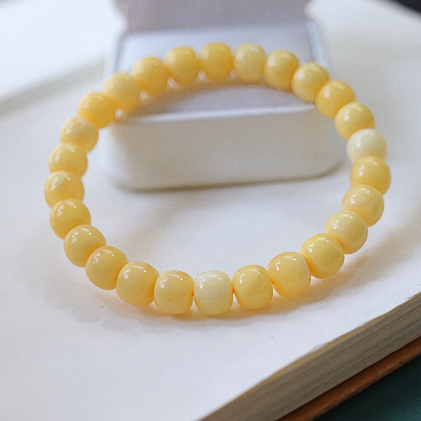 正品天然俄料高品质小年份蜜蜡8.5mm老型手链文玩百搭珠宝饰品