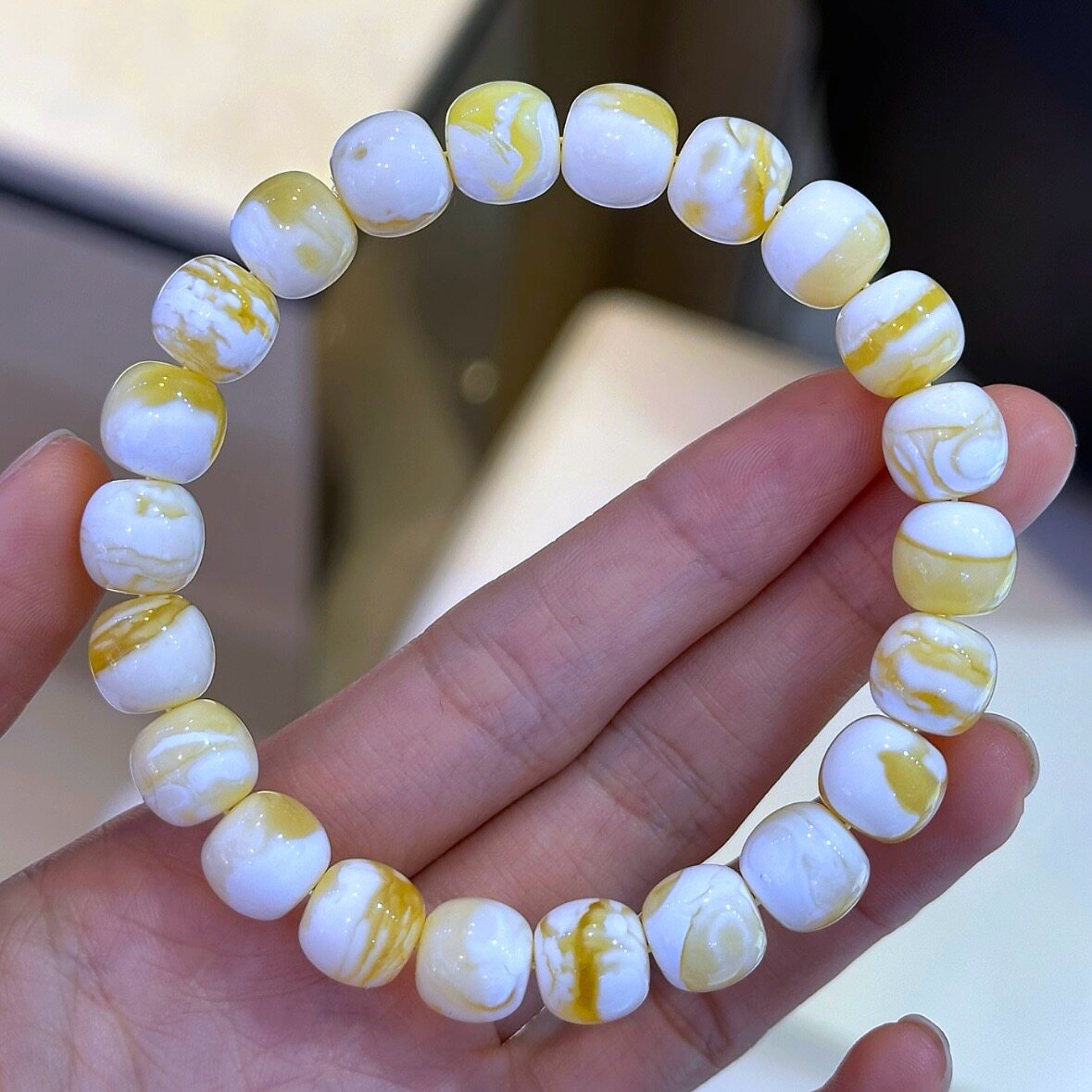 正品天然俄料金瓷白溶洞蜜蜡10mm老型手链女款单圈文玩珠宝饰品