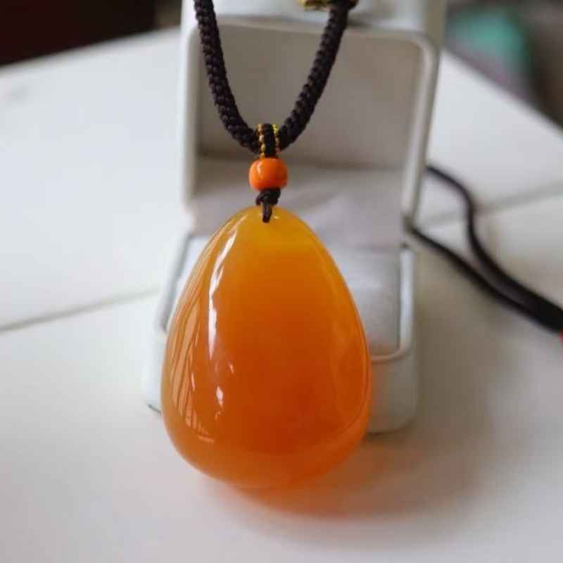 正品天然俄料精美蜜糖色蜜蜡水滴吊坠男女款文玩孤品时尚珠宝饰品