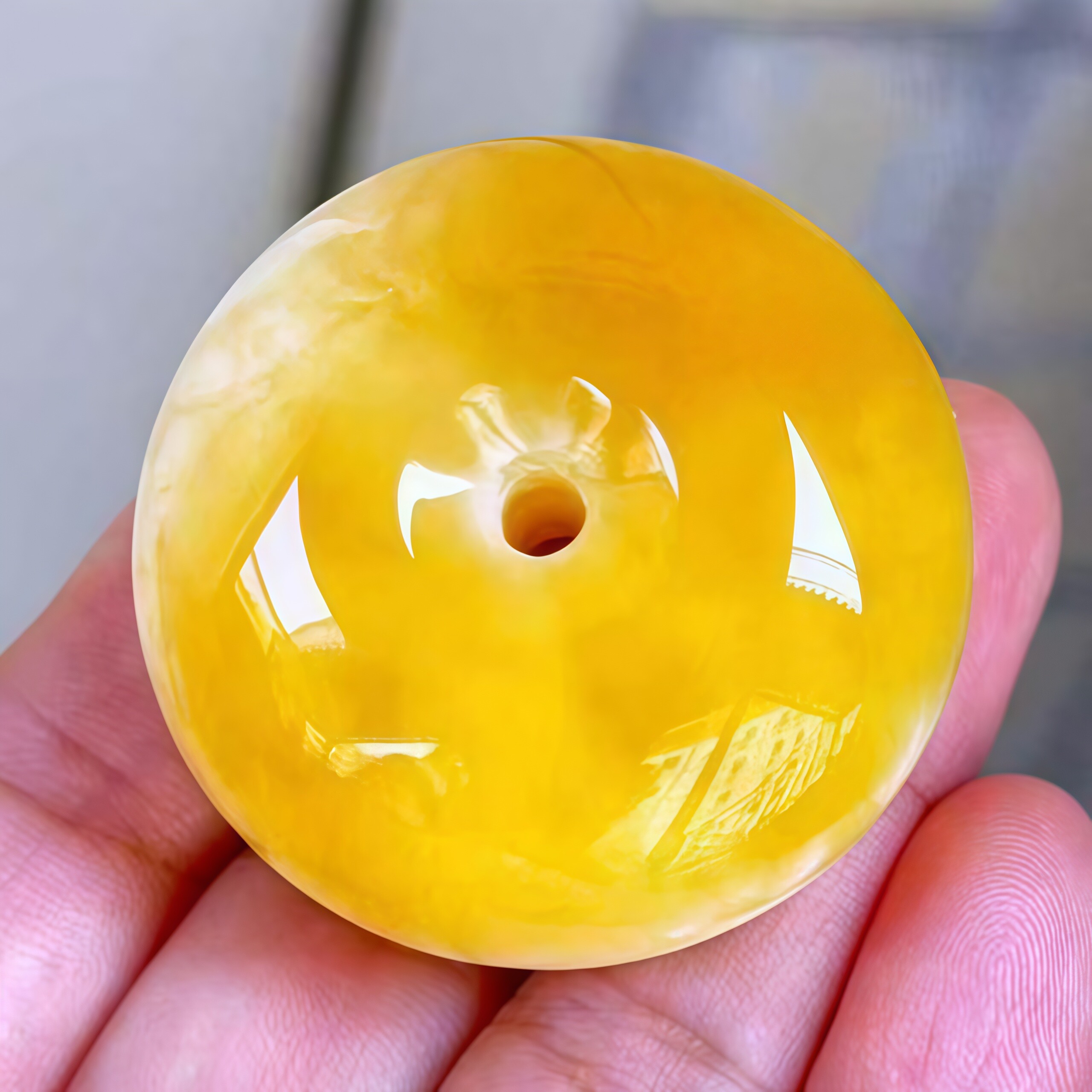 正品天然俄料蜜蜡溶洞瓷白妖孽纹平安扣吊坠挂件文玩收藏珠宝饰品