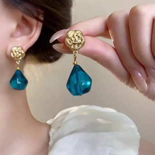 铜合金 8071复古百搭玫瑰花耳饰